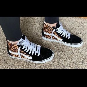 Vans High Tops Size 8.5 NWT